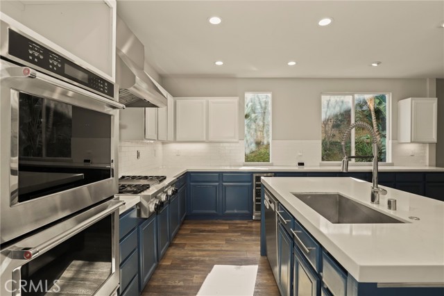 Detail Gallery Image 18 of 44 For 964 Corto, Simi Valley,  CA 93065 - 4 Beds | 3 Baths