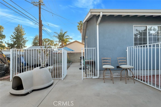 16908 Los Alimos Street, Granada Hills CA: https://media.crmls.org/medias/f0719d19-fd6d-41c3-8568-88b1f1c4ae59.jpg