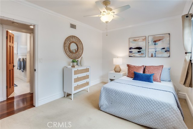 Spacious and bright middle guest bedroom