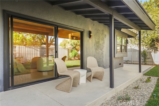 Detail Gallery Image 37 of 47 For 23856 Aetna, Woodland Hills,  CA 91367 - 4 Beds | 3 Baths