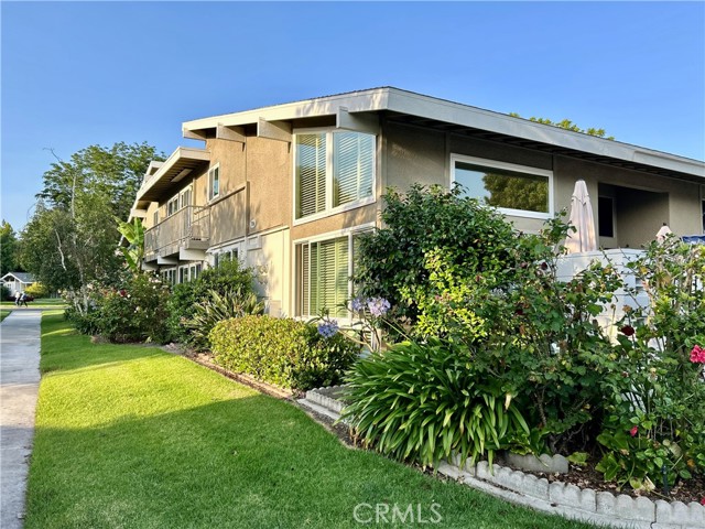 Front Image Thumbnail for CROC26088400