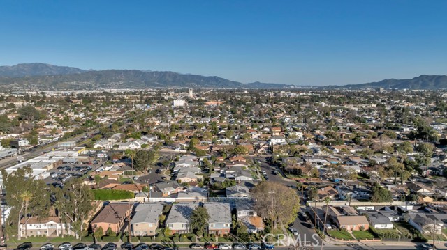 Detail Gallery Image 16 of 58 For 6308 Coldwater Canyon, North Hollywood,  CA 91606 - – Beds | – Baths