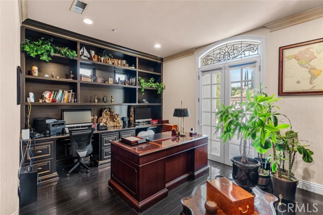 3724 Winford Drive, Tarzana CA: https://media.crmls.org/medias/f07362d1-24ca-4175-a8dc-2e88e0dc7c5d.jpg