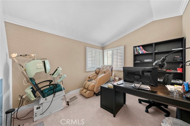 Detail Gallery Image 22 of 60 For 24300 Knoll Ct, Diamond Bar,  CA 91765 - 5 Beds | 3 Baths