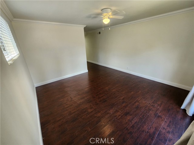 10450 Balboa Boulevard, Granada Hills CA: https://media.crmls.org/medias/f074a81f-c0ca-4682-ba44-4829b63e9794.jpg