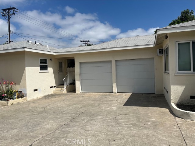14782 Holt Avenue, Tustin CA: https://media.crmls.org/medias/f07569e1-6a0a-4f5f-a34b-e61722ab26fb.jpg