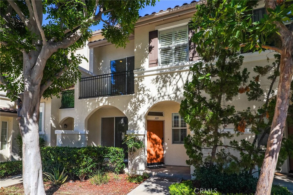 309 Falcon Creek