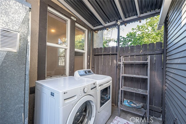 Detail Gallery Image 21 of 28 For 1339 W Temple St, Echo Park,  CA 90026 - 2 Beds | 2 Baths