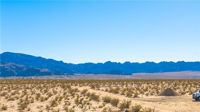 Detail Gallery Image 13 of 22 For 101 Alfalfa Ave, Twentynine Palms,  CA 92277 - – Beds | – Baths