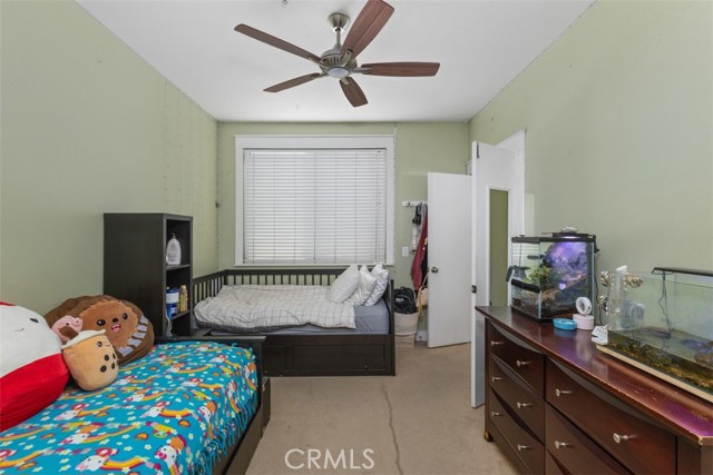 17661 Sergio Circle, Huntington Beach CA: https://media.crmls.org/medias/f0782363-869f-4e7f-8e53-b693281c4033.jpg