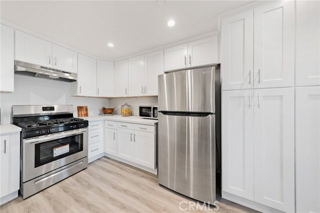 Detail Gallery Image 6 of 17 For 419 N Chandler Ave #618,  Monterey Park,  CA 91754 - 2 Beds | 2/1 Baths