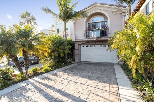 320 Prospect Avenue, Hermosa Beach, California 90254, 4 Bedrooms Bedrooms, ,3 BathroomsBathrooms,Residential,Sold,Prospect,SB20151281