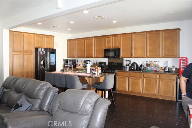 1382 Sunset, Perris CA: https://media.crmls.org/medias/f079ea56-3f6e-46e4-a5c8-868ce396e083.jpg