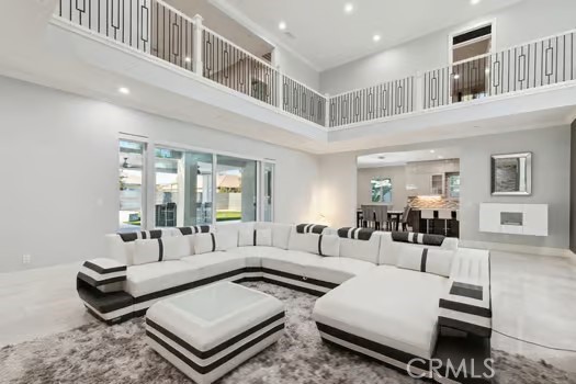 Detail Gallery Image 4 of 37 For 7160 W Dovewood Ln, Fresno,  CA 93723 - 7 Beds | 6 Baths