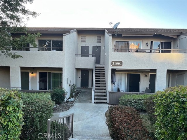 MLS# OC23029380