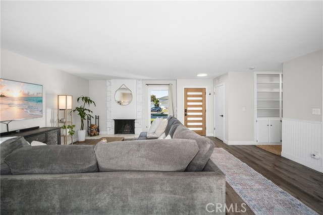 Detail Gallery Image 14 of 54 For 3600 Lama Ave, Long Beach,  CA 90808 - 3 Beds | 2 Baths