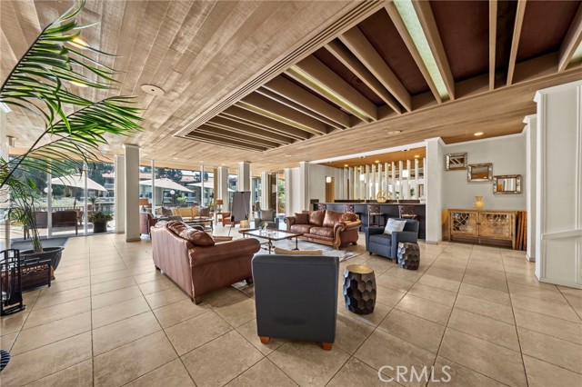 Detail Gallery Image 4 of 19 For 1885 Diamond St #2-234,  San Diego,  CA 92109 - 2 Beds | 2 Baths