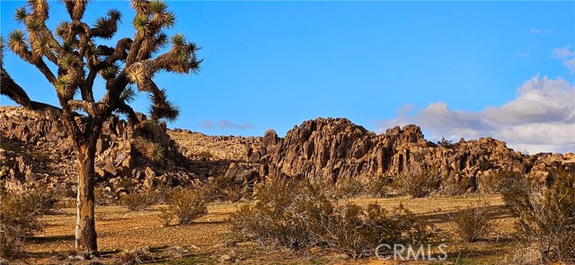 Image 3 of 6 For 801 Adobe Mountain Rd. (near)