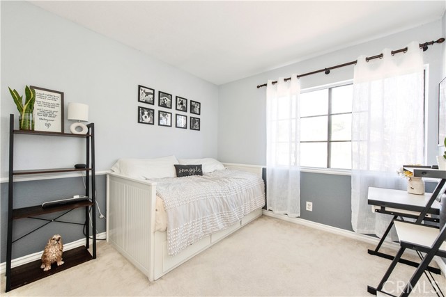 18 Hazelnut, Irvine CA: https://media.crmls.org/medias/f07d62b7-47ef-42ec-ad92-8f9733140c90.jpg