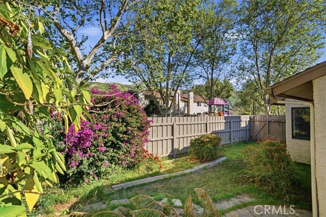 Detail Gallery Image 14 of 18 For 2350 Hopi Ln, Ventura,  CA 93001 - 2 Beds | 1 Baths