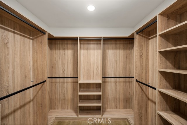 5161 E 27th Street, Long Beach CA: https://media.crmls.org/medias/f07ede31-2bc5-4e81-8ab4-7032e9dc8b9b.jpg