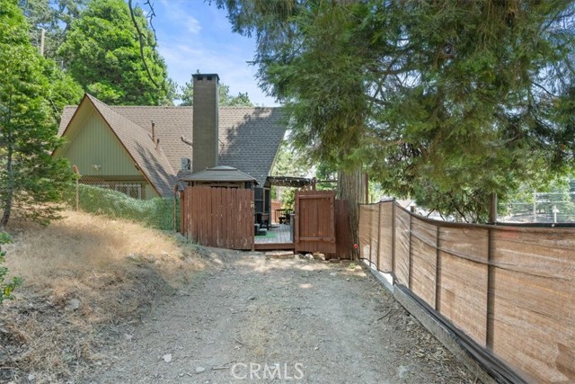 Detail Gallery Image 34 of 34 For 1277 Lovers Ln, Rimforest,  CA 92378 - 2 Beds | 1 Baths
