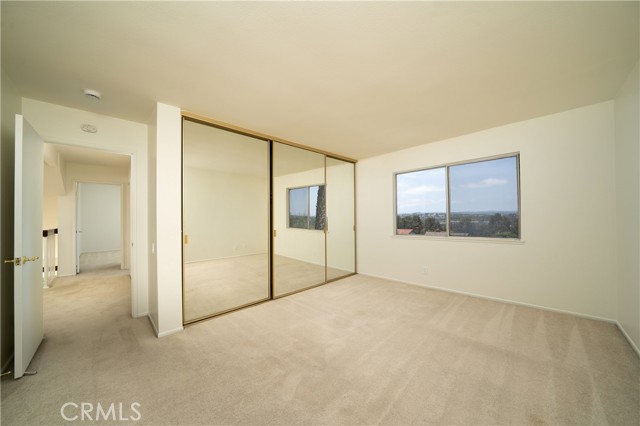 Image 11 of 23 For 26611 Loma Verde