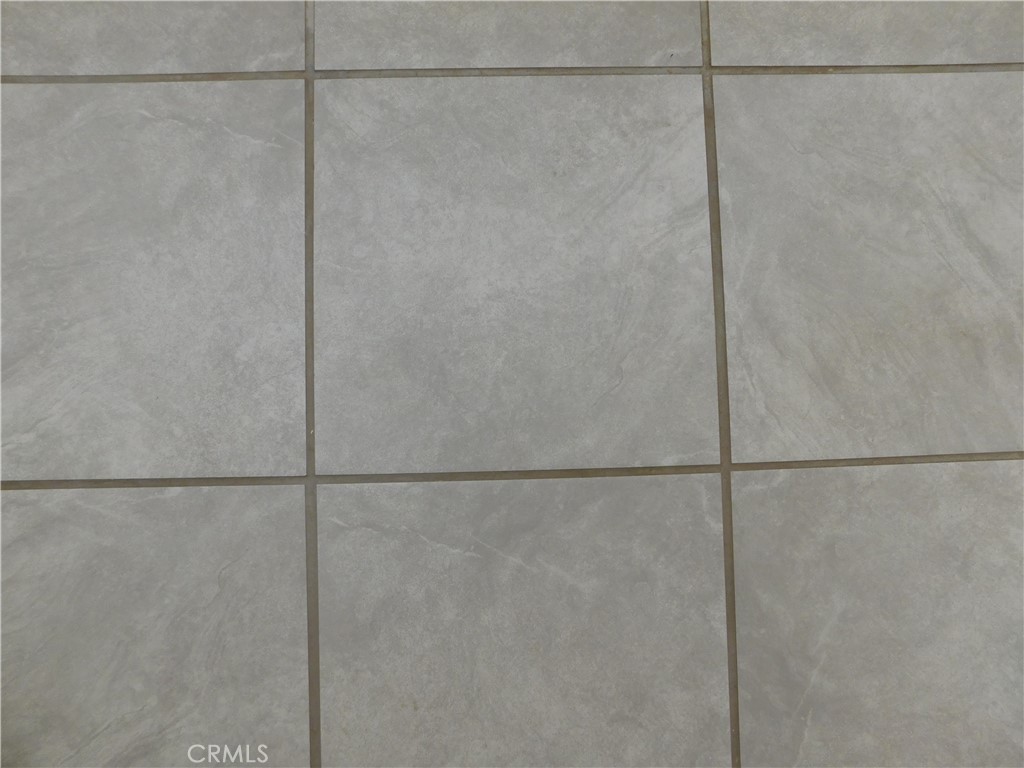 https://media.crmls.org/medias/f08063a8-1283-4c63-bb13-f99f24b35b7e.jpg?preset=X-Large