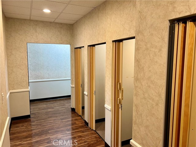 175 E 9th Street, Corona, California 92879, ,Commercial Lease,For Rent,175 E 9th Street,CRSR24049207