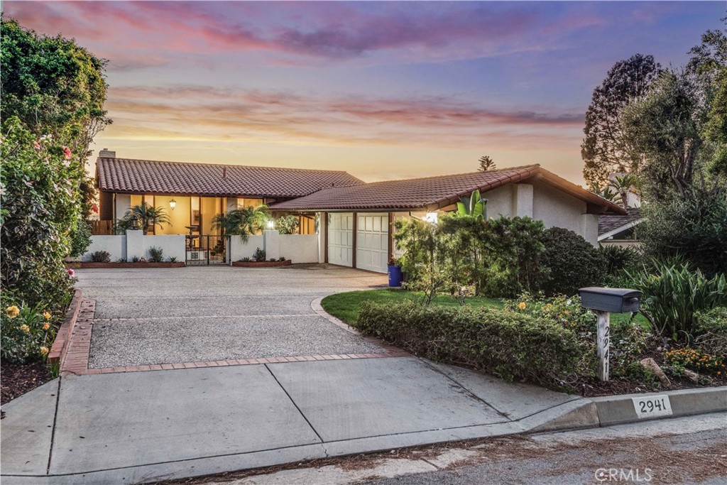 Picture of Palos Verdes Estates, CA 90274
