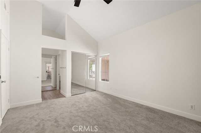 Image 17 of 35 For 8215 White Oak  19