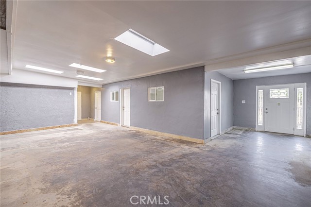 3149 E S Avenue, Palmdale CA: https://media.crmls.org/medias/f081a462-bce4-42a1-8d24-7cfebd656611.jpg
