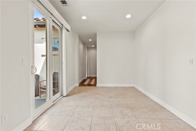 1283 Hollysprings Lane, Santa Maria CA: https://media.crmls.org/medias/f0820d83-6476-4891-9b5c-83616c7d1c58.jpg