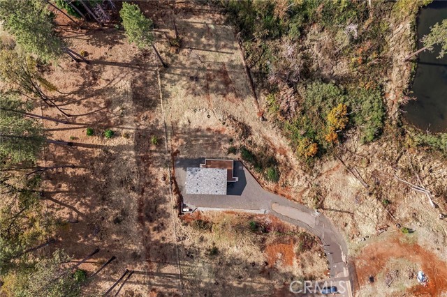 1562 Hemlock Lane, Paradise CA: https://media.crmls.org/medias/f082f672-dd7a-4794-847b-c03de3311671.jpg
