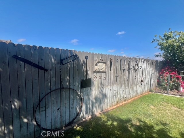 2942 Stardust Court, Santa Maria CA: https://media.crmls.org/medias/f083e6b9-d43b-44d0-87b6-b51bae35d182.jpg