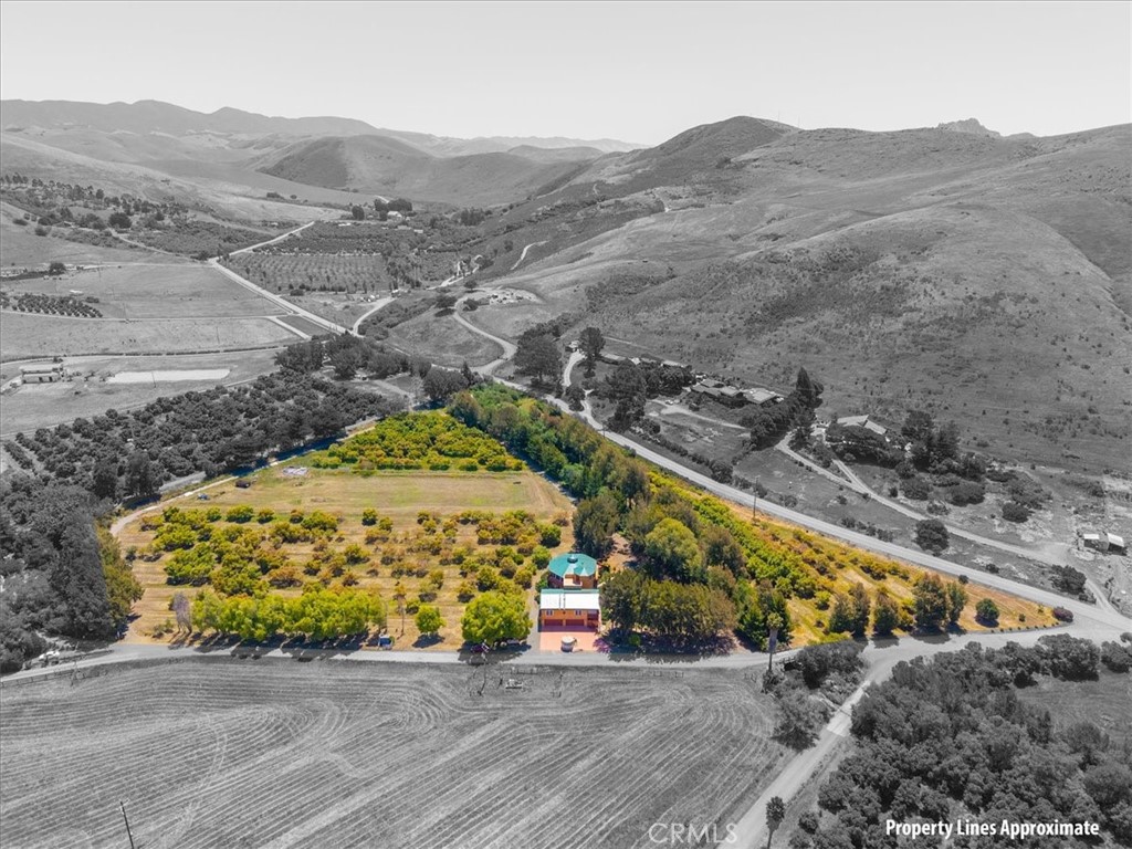 https://media.crmls.org/medias/f08407e8-57f6-4b30-819c-aa9ea3c1ae5e.jpg?preset=X-Large