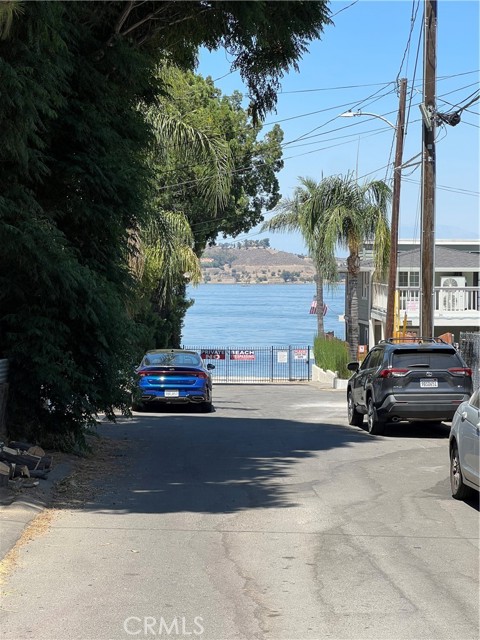 32895 Marie Drive, Lake Elsinore CA: https://media.crmls.org/medias/f0847c44-30f7-4eb2-a6ef-250e9e94813f.jpg