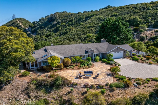 2650 Skyview Trail, San Luis Obispo CA: https://media.crmls.org/medias/f084eeae-52ce-4a81-8f87-6e3cd08fae43.jpg