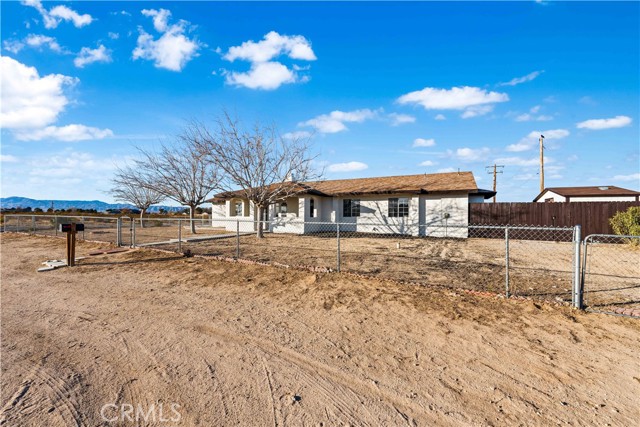 Detail Gallery Image 38 of 47 For 10711 Harvard Ave, California City,  CA 93505 - 3 Beds | 2 Baths