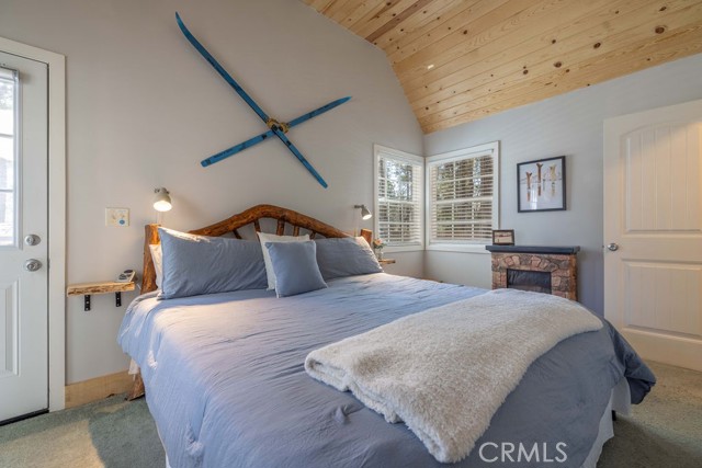 Detail Gallery Image 13 of 30 For 285 Spruce Ln, Sugarloaf,  CA 92386 - 2 Beds | 1 Baths