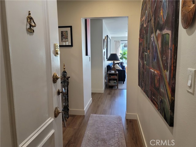 Detail Gallery Image 8 of 21 For 200 Mcneil Ln #210,  Newport Beach,  CA 92663 - 2 Beds | 2 Baths