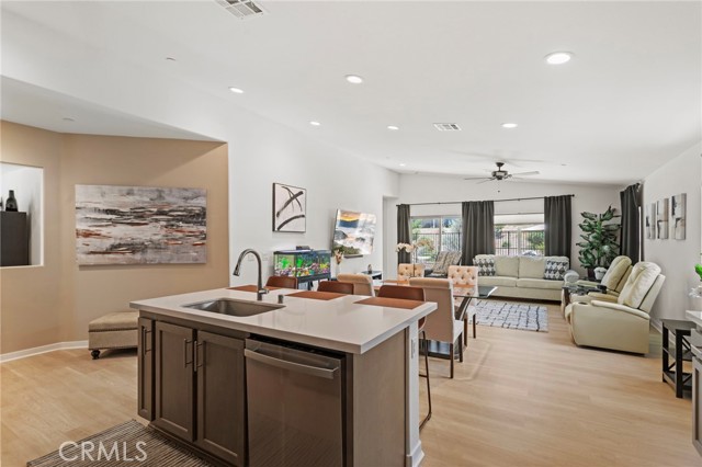 Detail Gallery Image 8 of 33 For 1644 Beacon Dr, Beaumont,  CA 92223 - 2 Beds | 2 Baths
