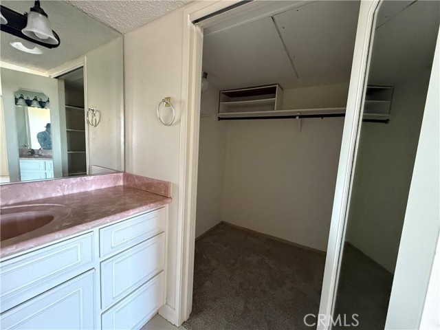 24055 Paseo Del Lago 1058, Laguna Woods CA: https://media.crmls.org/medias/f087bd42-91b4-42b5-b7be-0e2ca9fa63f4.jpg