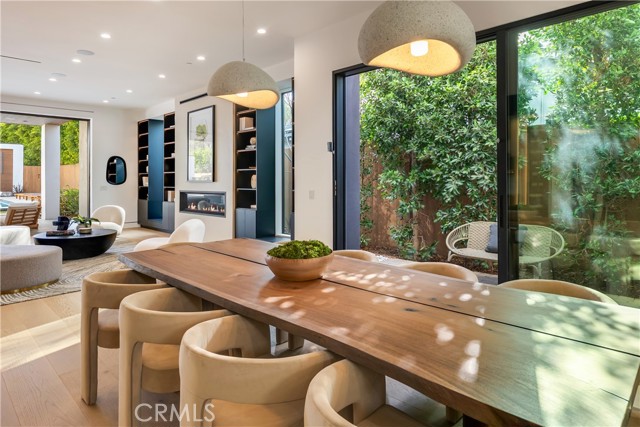 22930 Dolorosa Street, Woodland Hills CA: https://media.crmls.org/medias/f088a085-30e7-419f-9821-7e893686da63.jpg