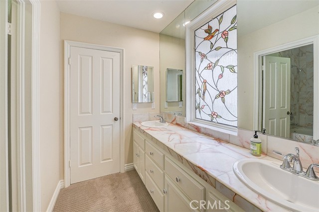 2614 Ocean Boulevard, Corona del Mar CA: https://media.crmls.org/medias/f0894062-8471-4d81-ba73-e04b4eefbc81.jpg