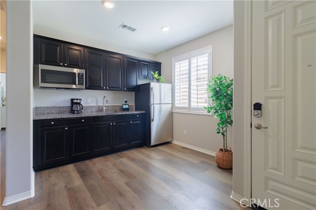 Detail Gallery Image 38 of 52 For 16034 Ulysses Ln, Fontana,  CA 92336 - 6 Beds | 4/1 Baths