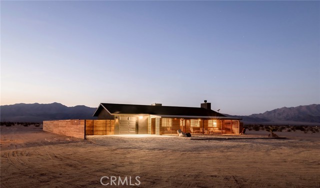 84328 Amboy Road, 29 Palms CA: https://media.crmls.org/medias/f08a660e-0502-4de1-af20-636dd642d142.jpg