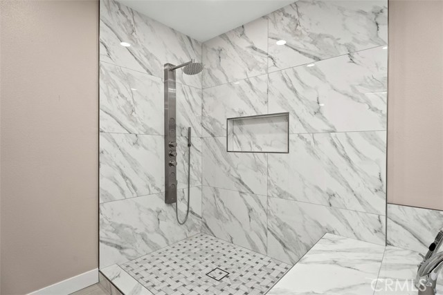 Detail Gallery Image 35 of 40 For 54 Oak Tree Ln, Irvine,  CA 92612 - 4 Beds | 2/1 Baths