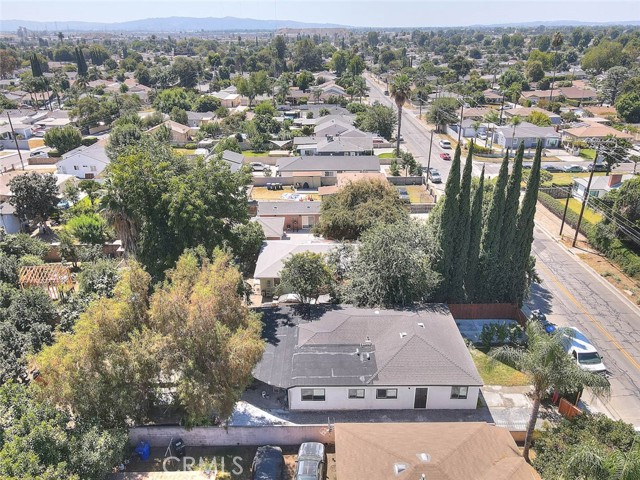 2112 California Avenue, Duarte CA: https://media.crmls.org/medias/f08c053b-71c2-4366-bab5-4a33af25c23b.jpg