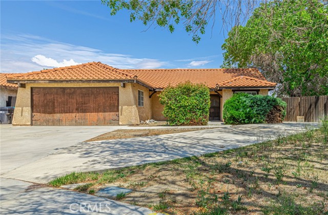 Detail Gallery Image 1 of 45 For 43046 21st St, Lancaster,  CA 93536 - 3 Beds | 2 Baths